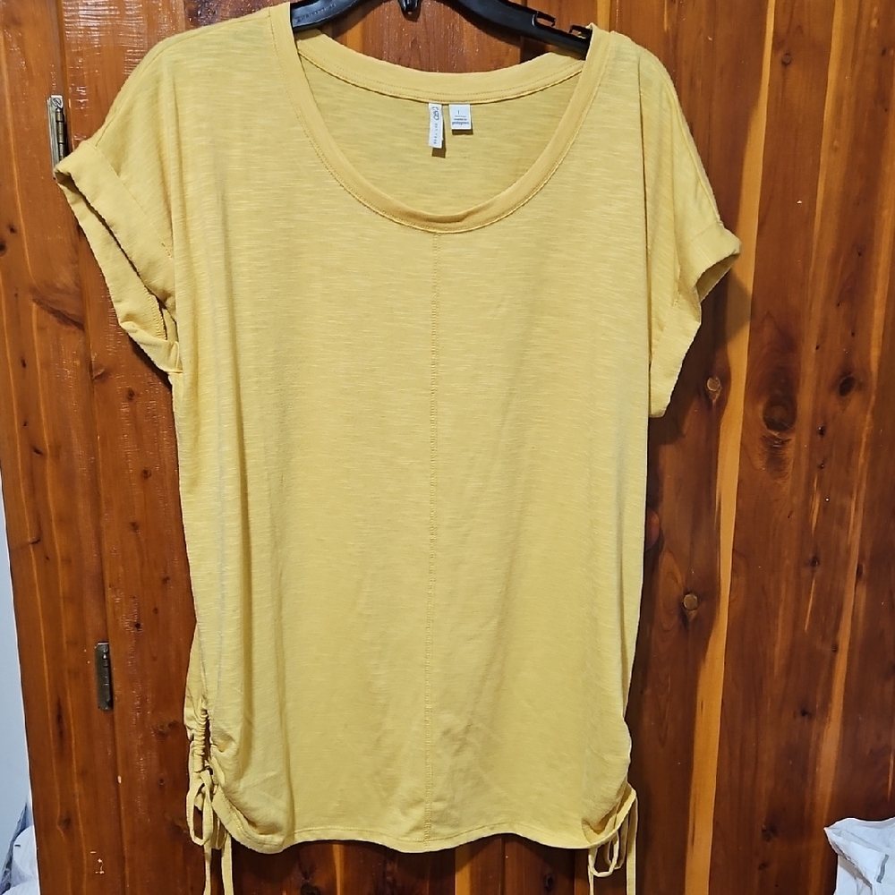 Cato Yellow Short Sleeve Tee